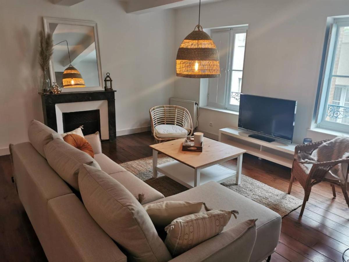 Santocha : Appartement En Plein Coeur De Ville ! Carcassonne Ngoại thất bức ảnh