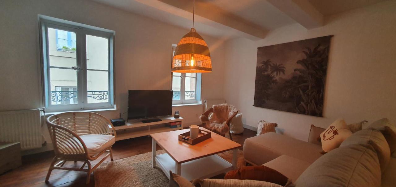 Santocha : Appartement En Plein Coeur De Ville ! Carcassonne Ngoại thất bức ảnh