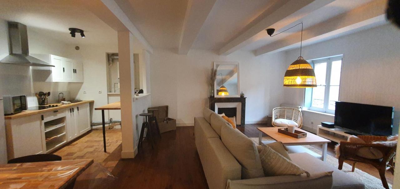 Santocha : Appartement En Plein Coeur De Ville ! Carcassonne Ngoại thất bức ảnh
