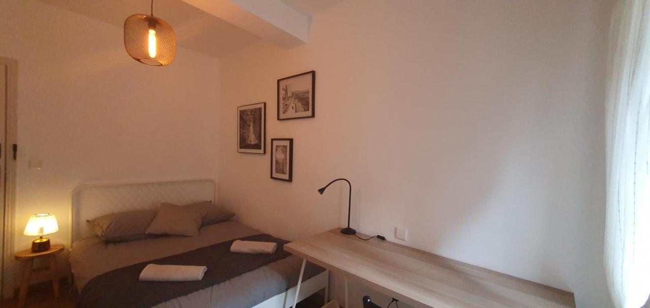 Santocha : Appartement En Plein Coeur De Ville ! Carcassonne Ngoại thất bức ảnh
