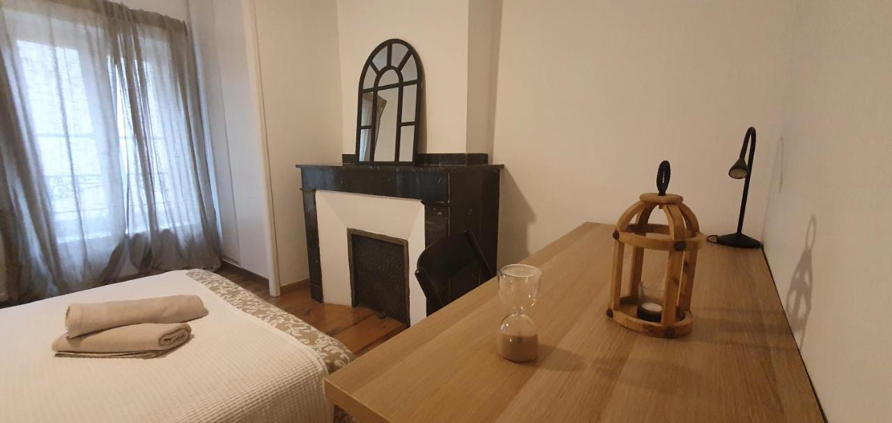 Santocha : Appartement En Plein Coeur De Ville ! Carcassonne Ngoại thất bức ảnh