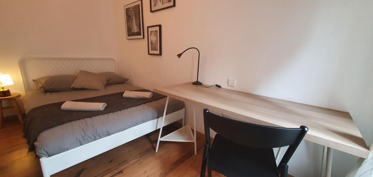 Santocha : Appartement En Plein Coeur De Ville ! Carcassonne Ngoại thất bức ảnh