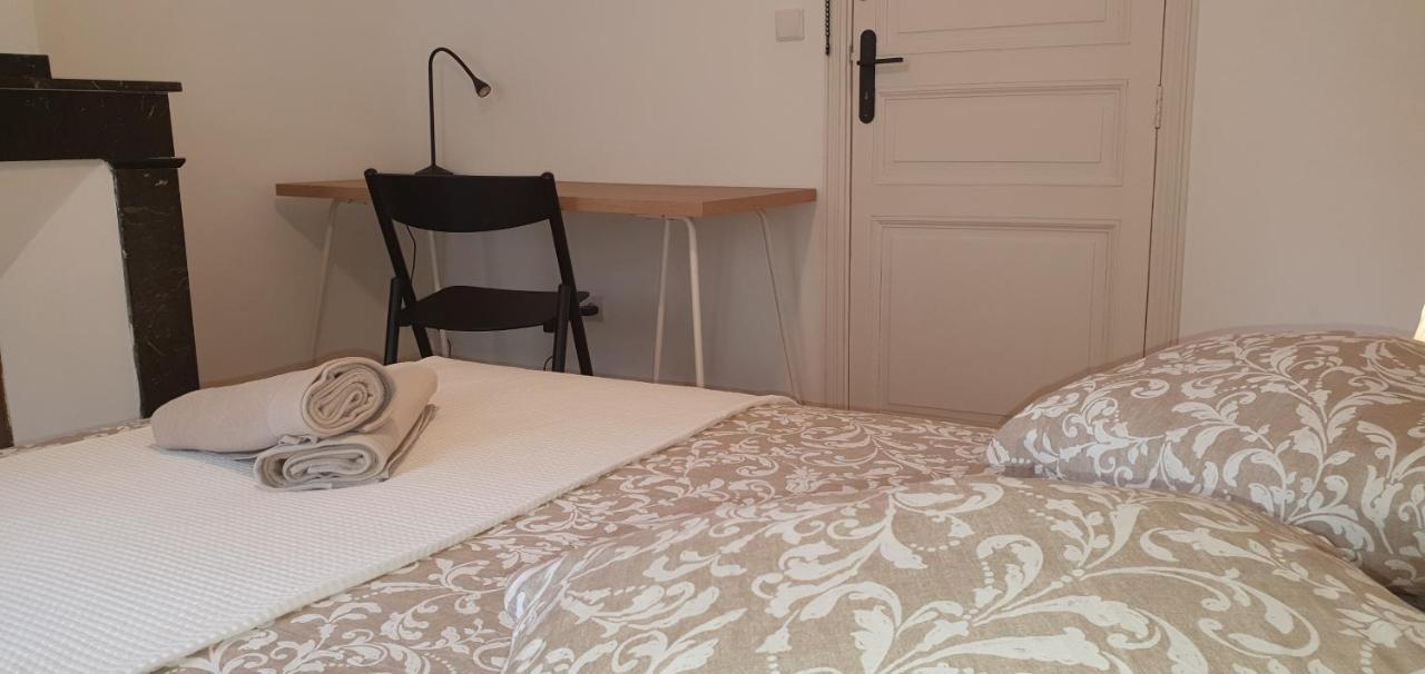 Santocha : Appartement En Plein Coeur De Ville ! Carcassonne Ngoại thất bức ảnh